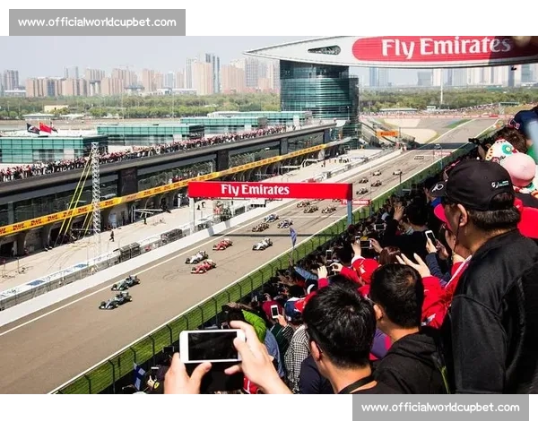 从屏幕到赛道，F1电竞开启全新篇章！